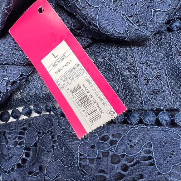 Xhilaration Lace short sleeve Romper navy blue size Large - Picture 15 of 15